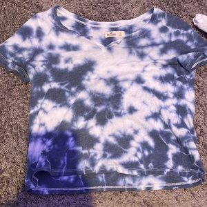 Hollister cropped tie dye tee size small